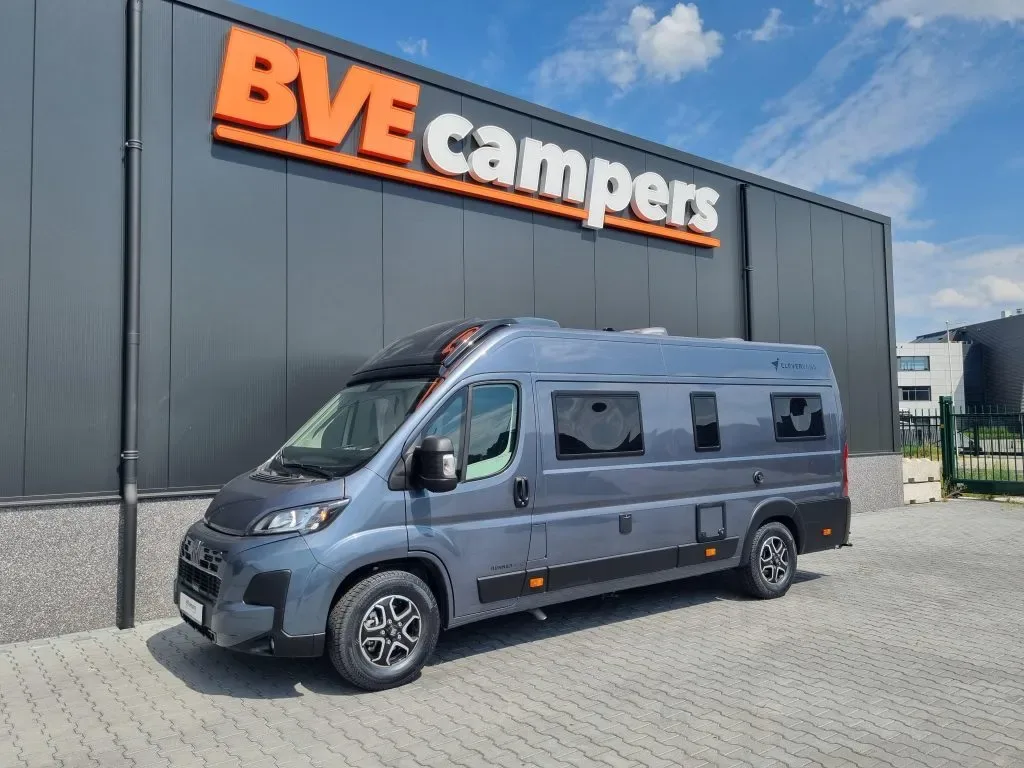 Clever Onbekend (2026) — foto 1