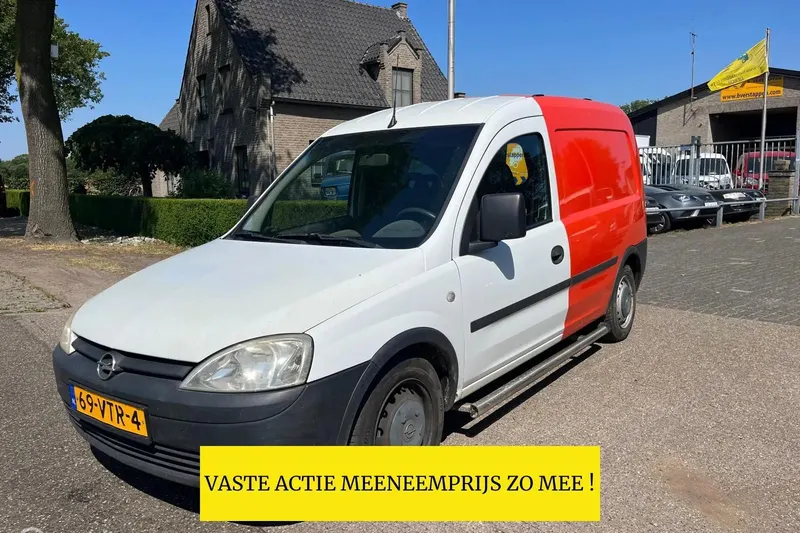 Opel Combo (2008)