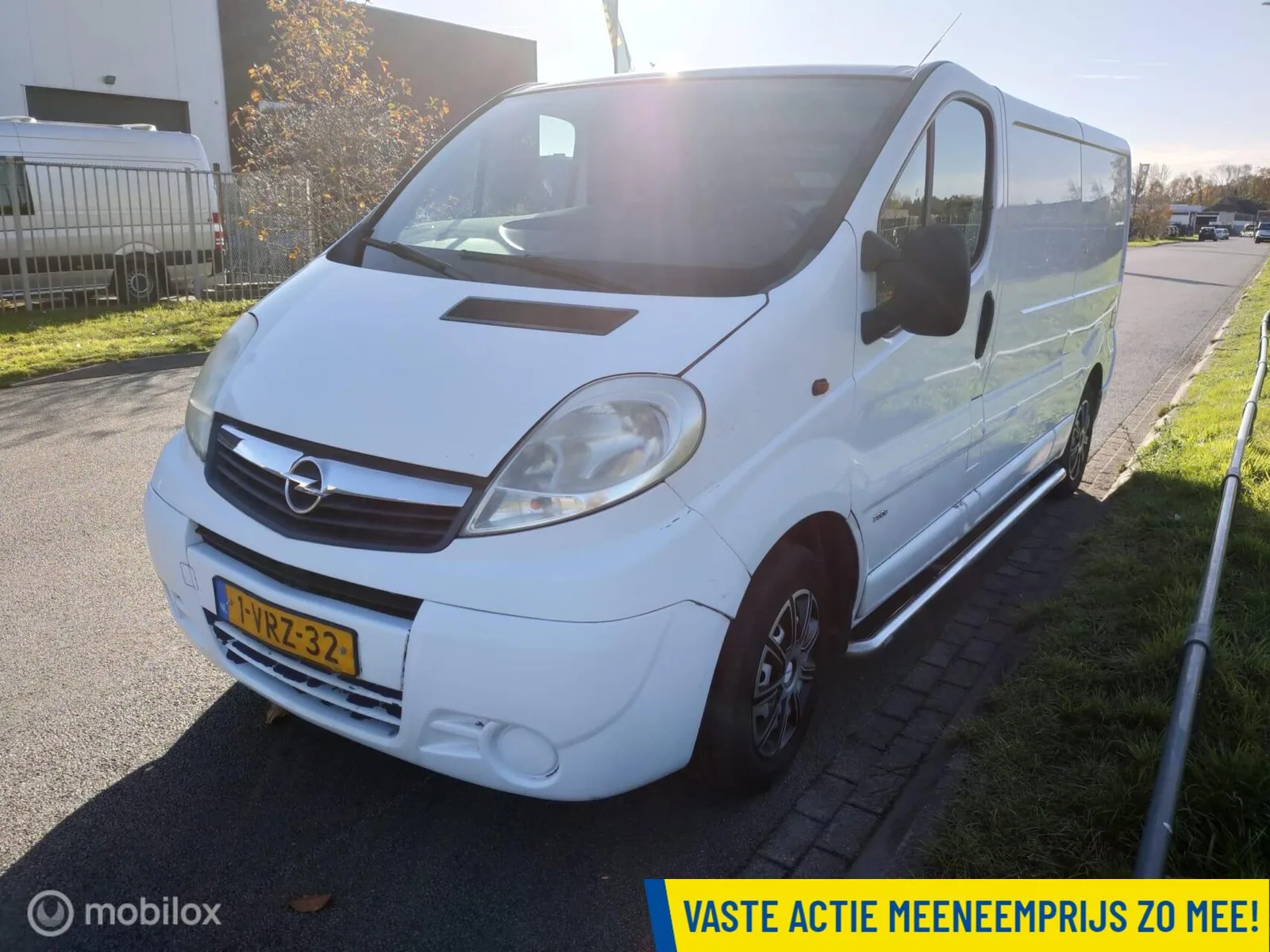 Opel Vivaro (2011) — foto 1