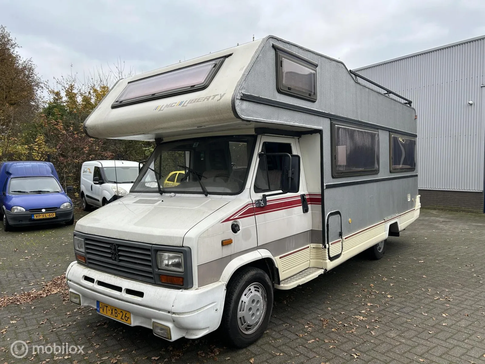 Peugeot 280 (1991) — foto 1