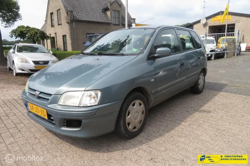 Mitsubishi Space Star (2002)