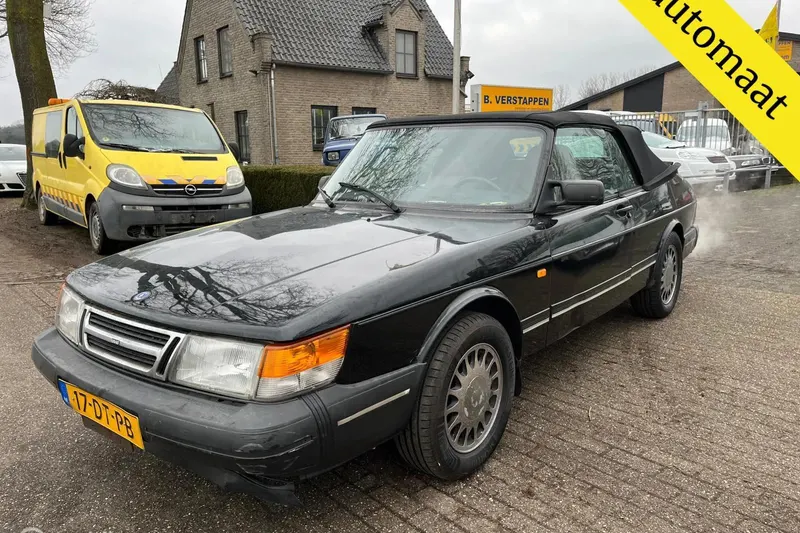 Saab 900 (2000)