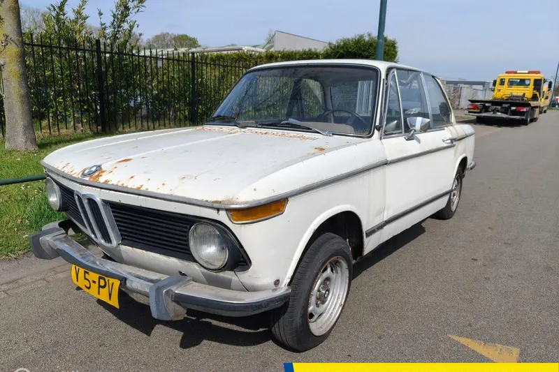 BMW 1602 (1973)