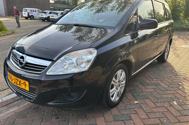Opel Zafira (2009)