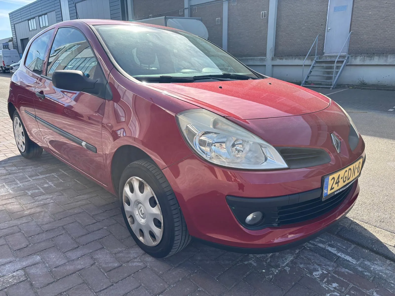 Renault Clio (2008) — foto 1