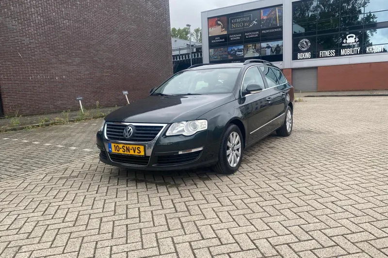 Volkswagen Passat (2006)
