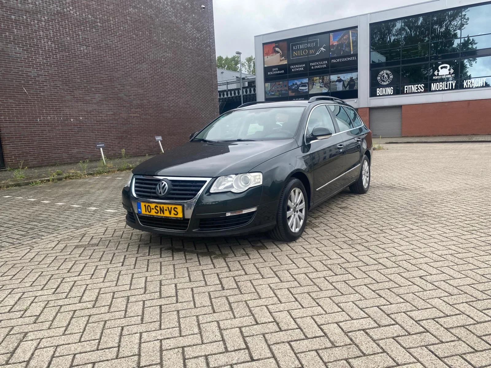 Volkswagen Passat (2006) — foto 1