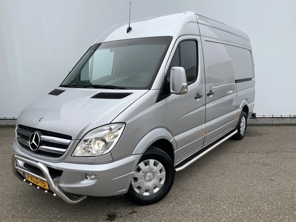 Mercedes-Benz Sprinter (2011) — foto 1