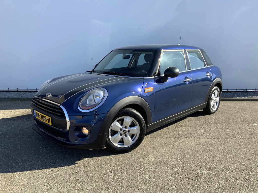 MINI One (2017) — foto 1