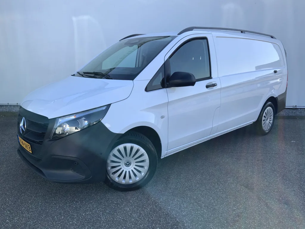 Mercedes-Benz Vito (2024) — foto 1