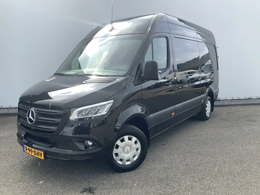 Mercedes-Benz Sprinter (2024) — foto 1