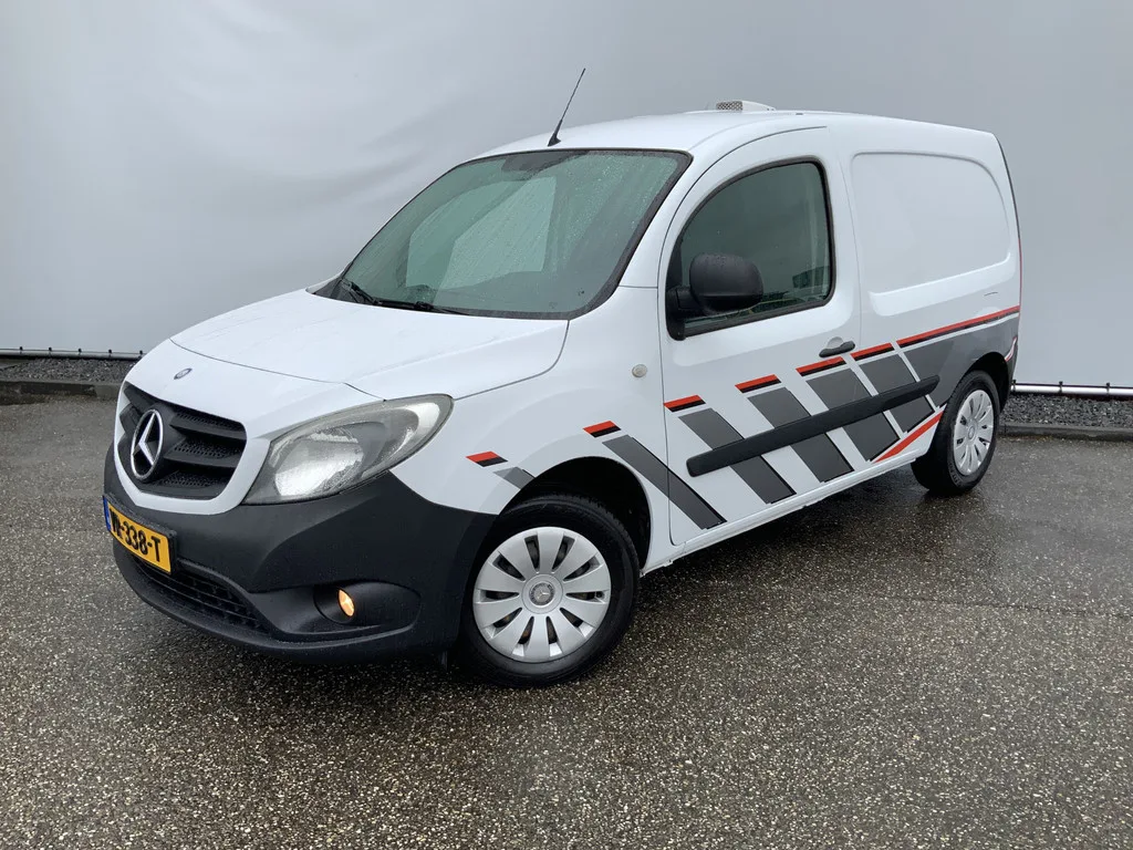 Mercedes-Benz Citan (2015) — foto 1