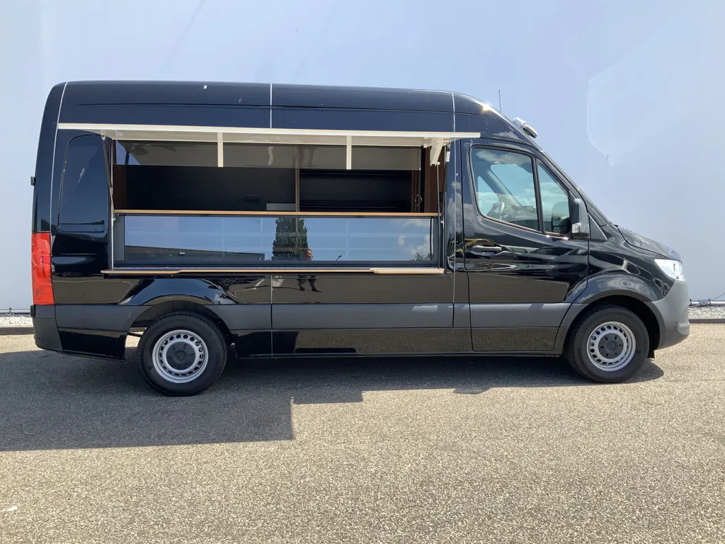 Mercedes-Benz Sprinter (2022) — foto 1