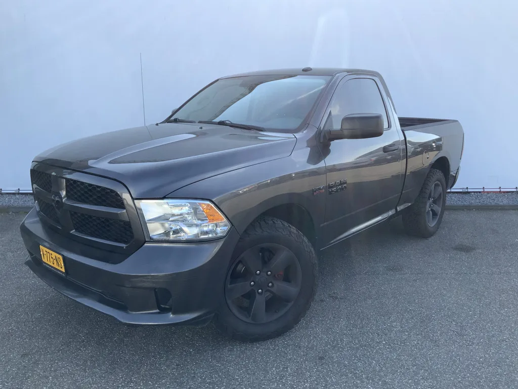 Dodge RAM (2015) — foto 1