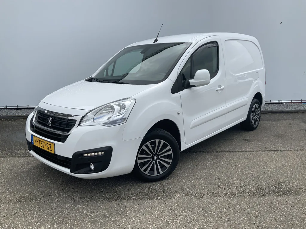Peugeot Partner (2018) — foto 1