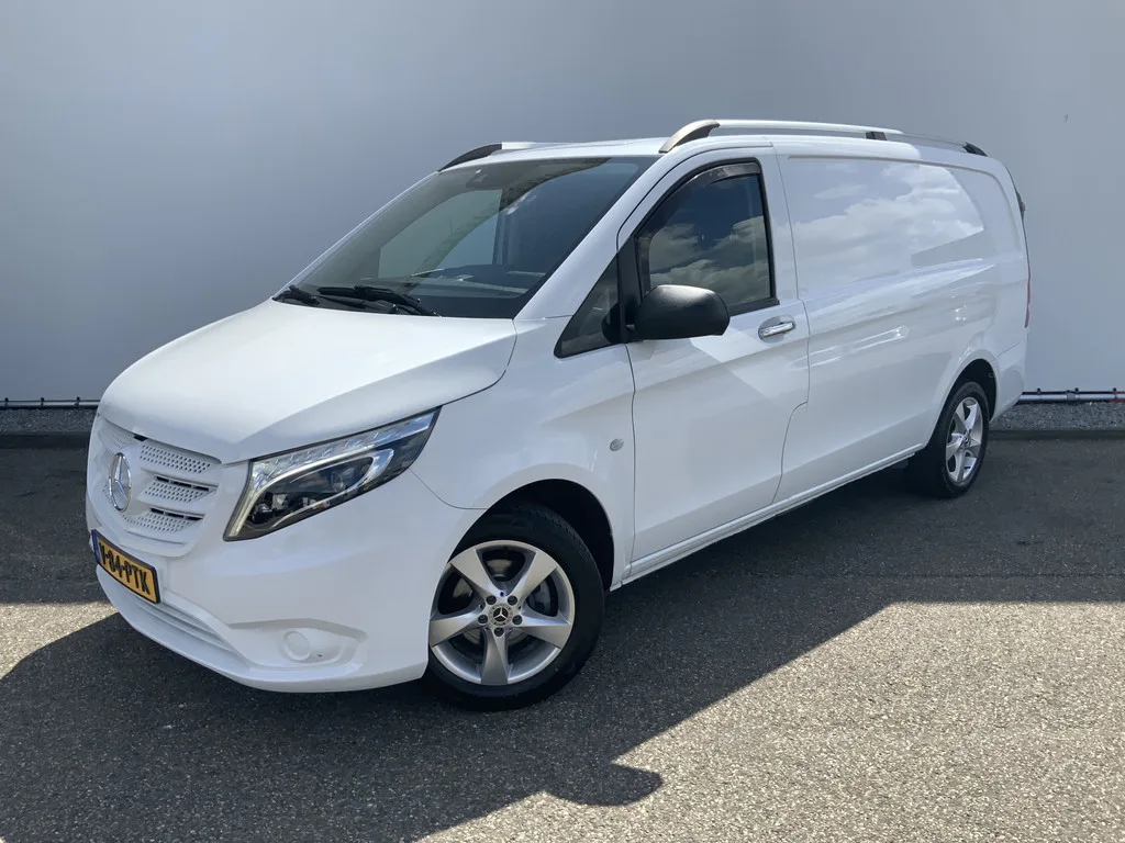 Mercedes-Benz Vito (2022) — foto 1