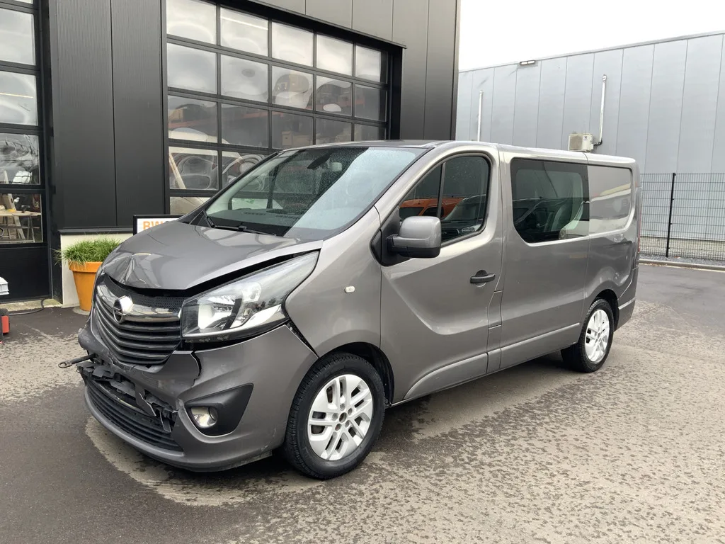 Opel Vivaro (2016) — foto 1