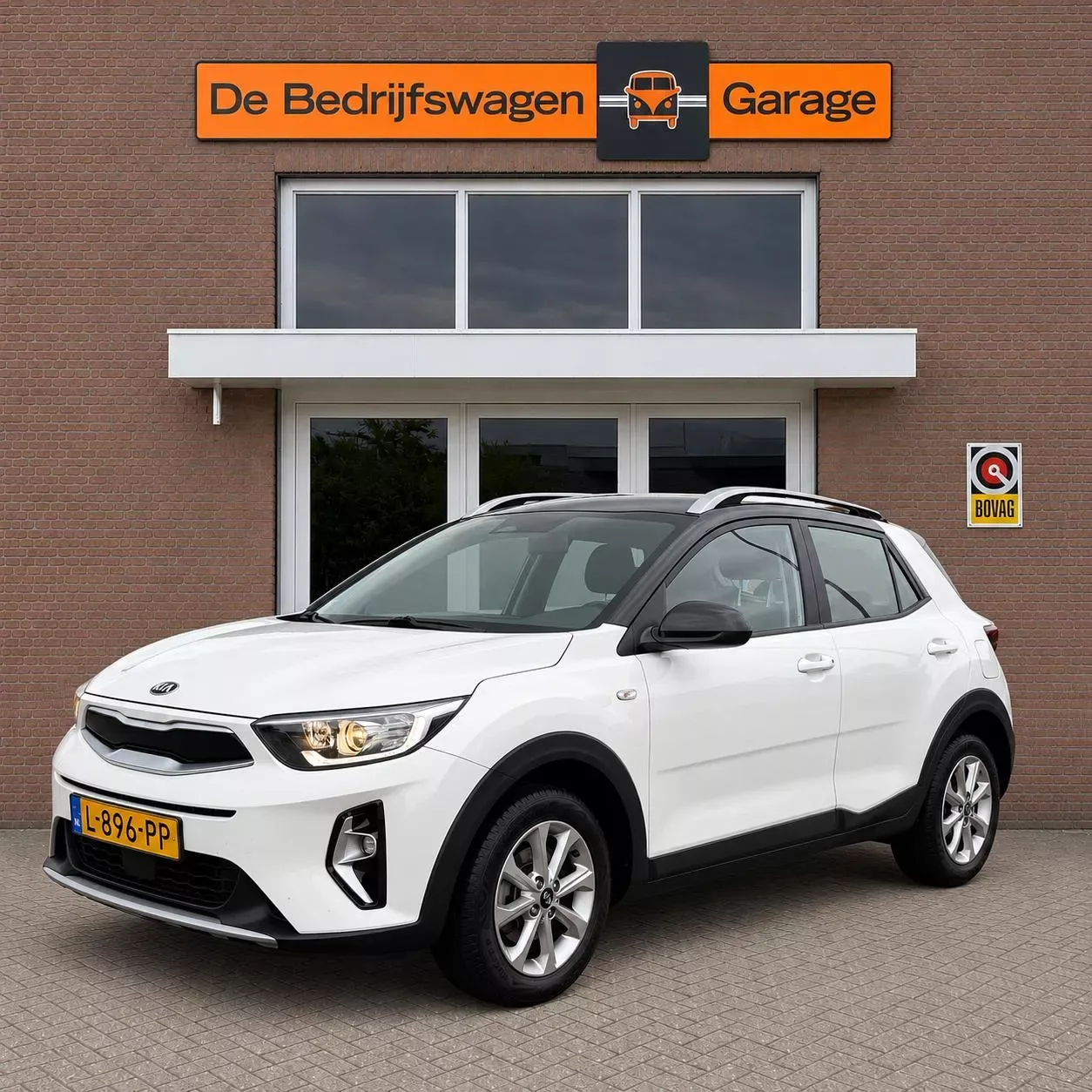 Kia Stonic (2021) — foto 1