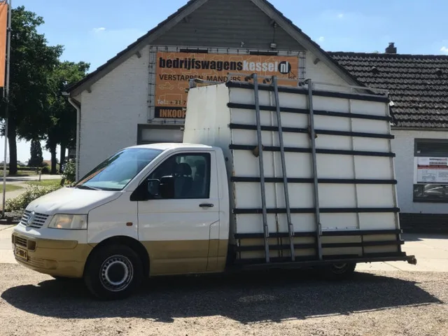 Volkswagen Transporter (2007) — foto 1