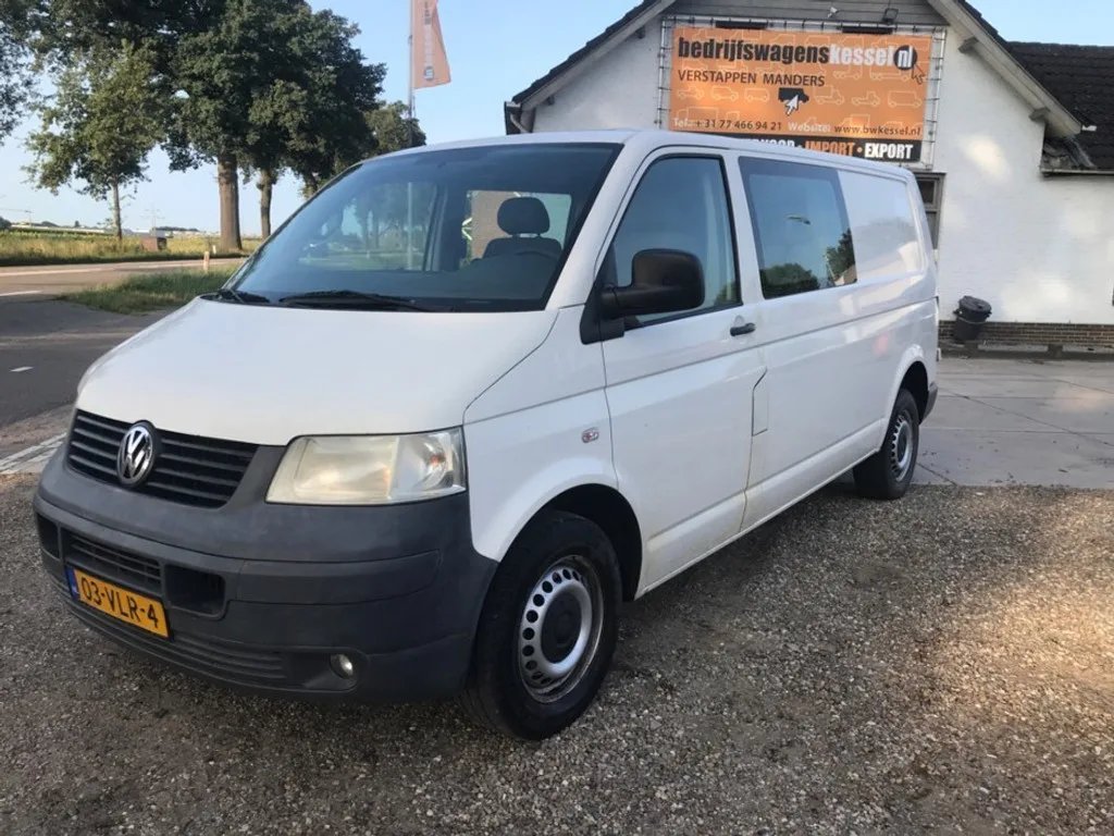 Volkswagen Transporter (2008) — foto 1