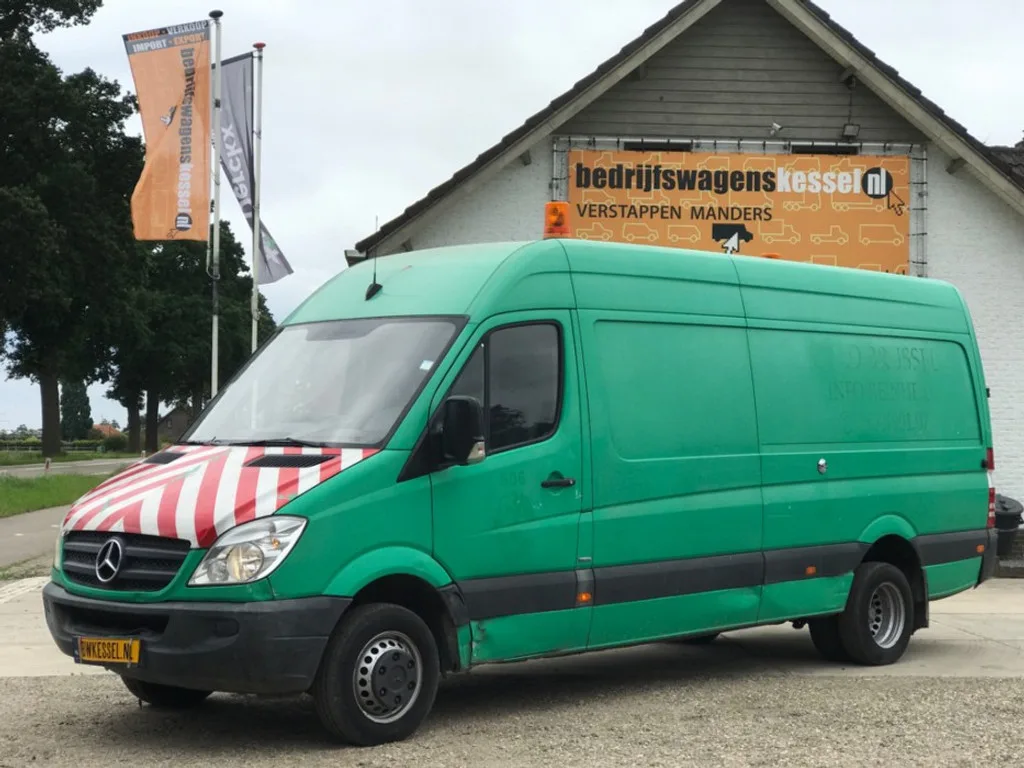 Mercedes-Benz Sprinter (2014) — foto 1