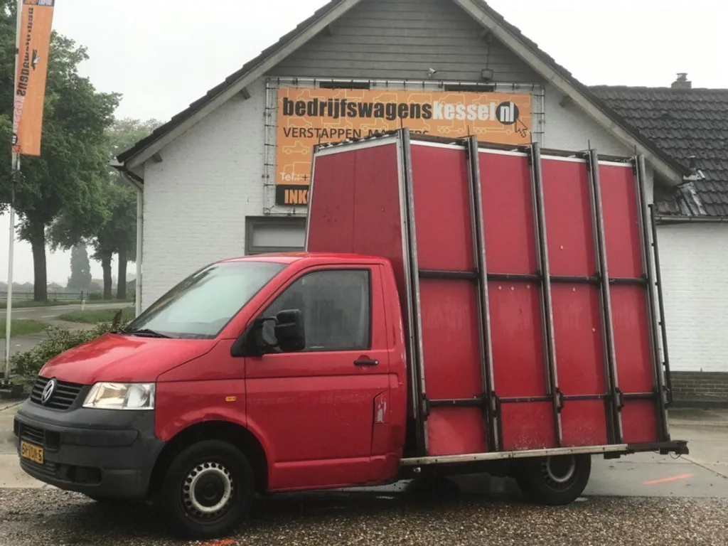 Volkswagen Transporter (2007) — foto 1