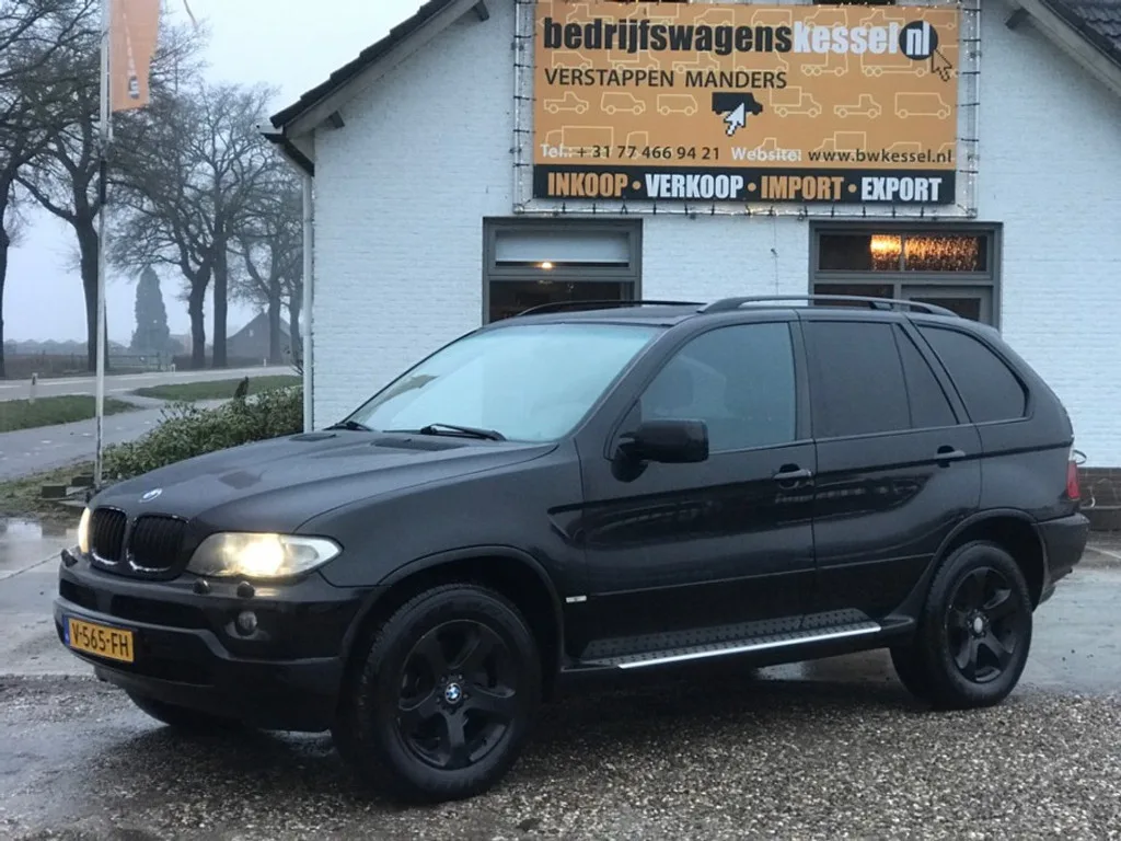 BMW X5 (2004) — foto 1