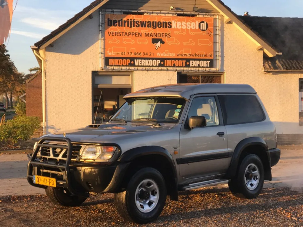 Nissan Patrol (2001) — foto 1