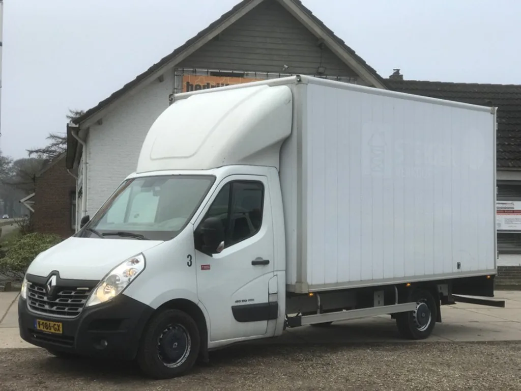 Renault Master (2017) — foto 1