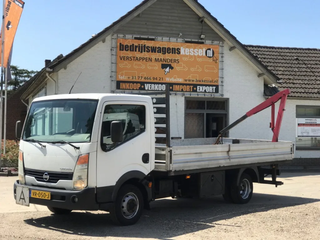 Nissan Cabstar (2008) — foto 1