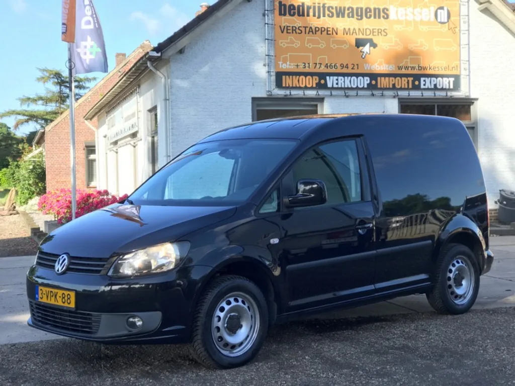 Volkswagen Caddy (2011) — foto 1
