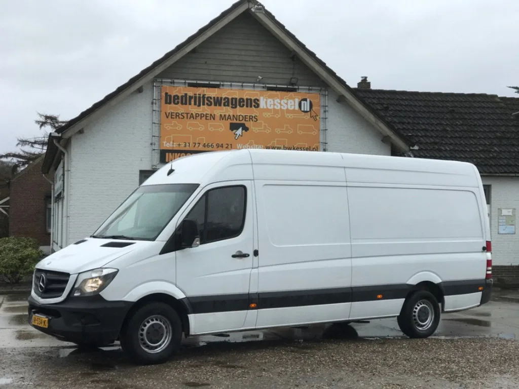 Mercedes-Benz Sprinter (2015) — foto 1