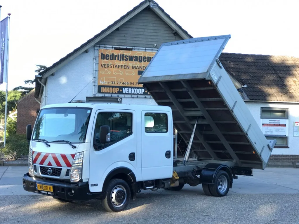 Nissan Cabstar (2015) — foto 1
