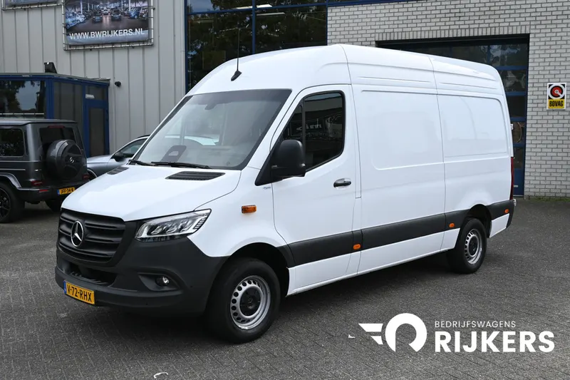 Mercedes-Benz Sprinter (2024)