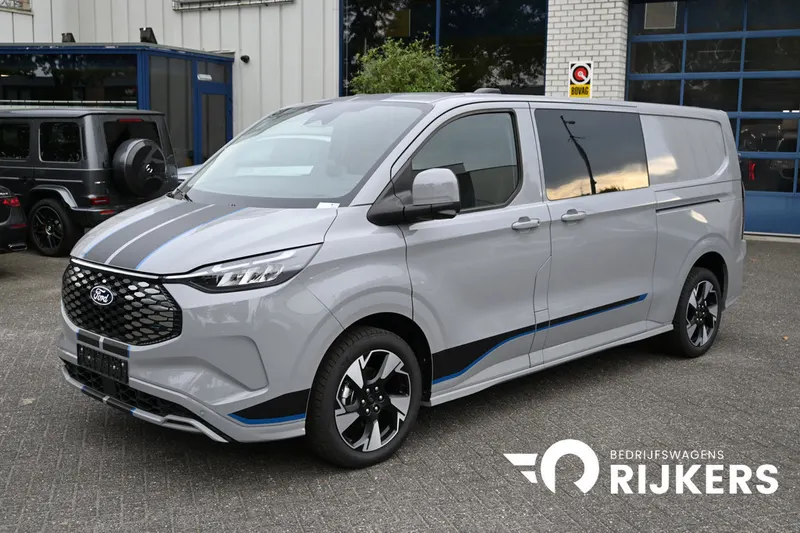 Ford E-Transit Custom (2026)