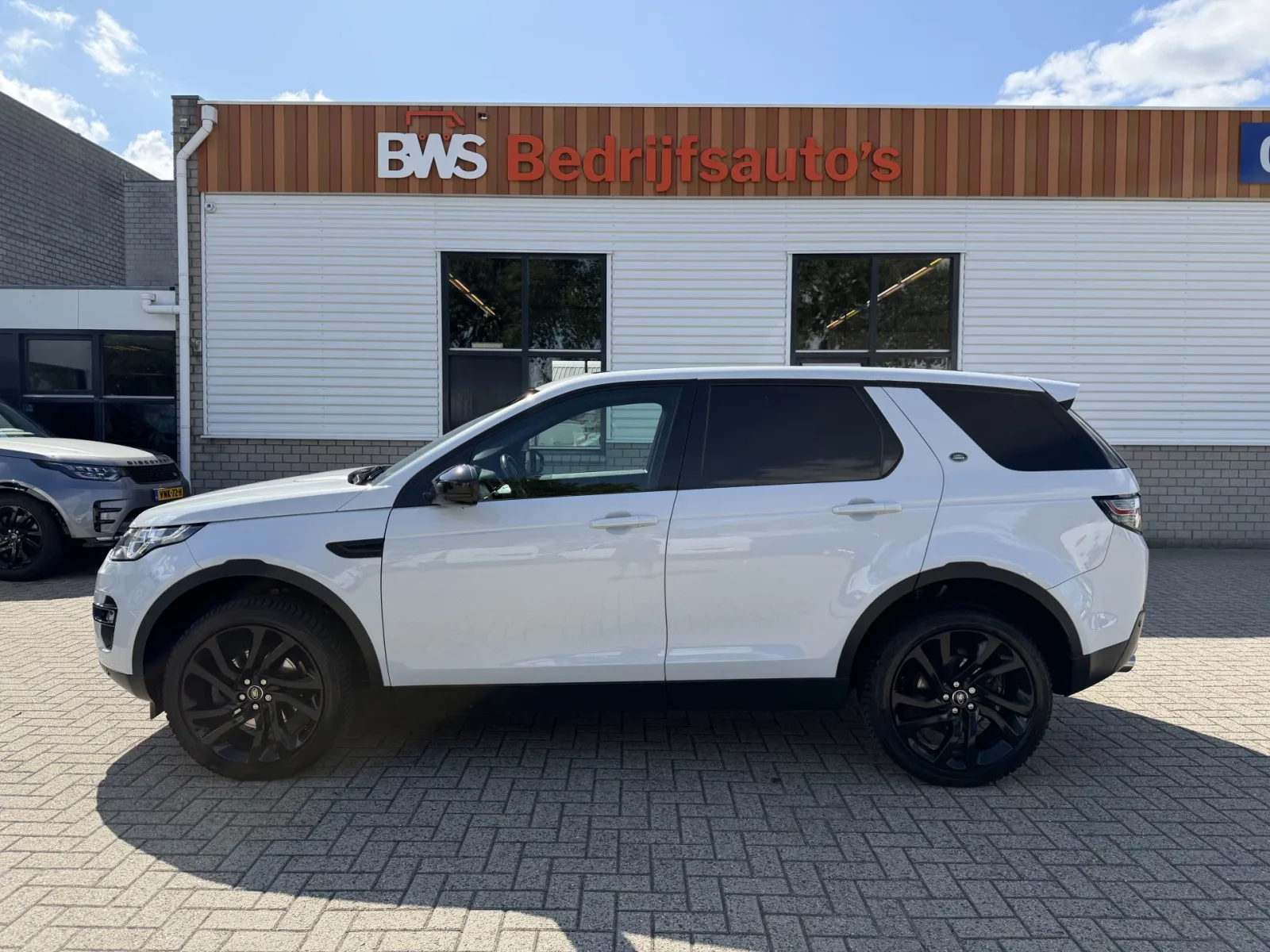 Land Rover Discovery Sport (2016) — foto 1
