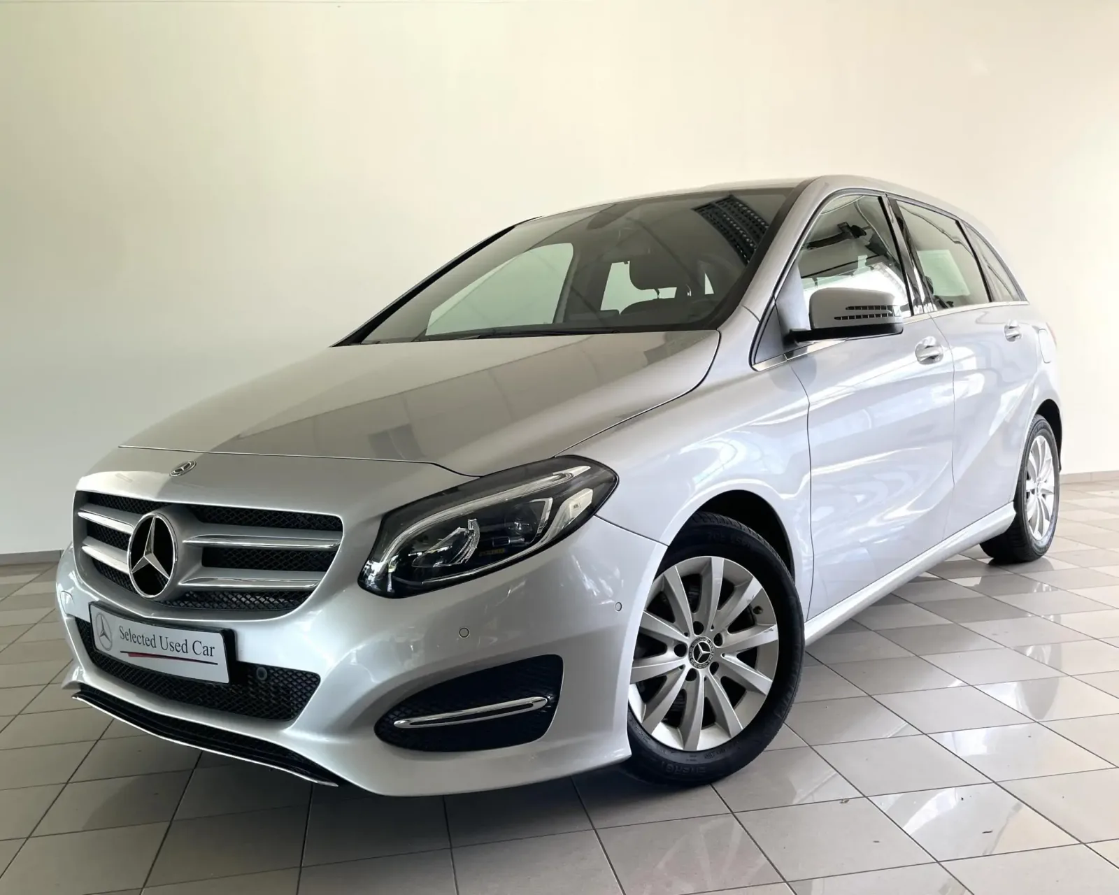 Mercedes-Benz B-Klasse (2017) — foto 1