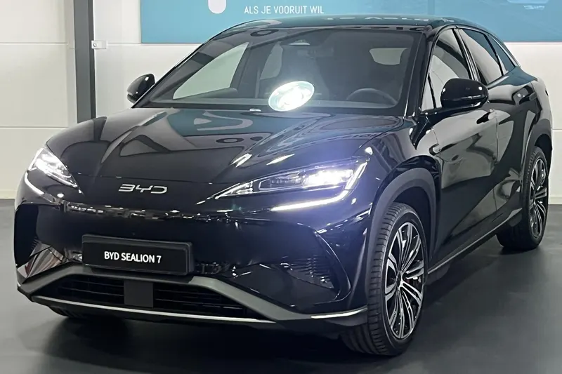 BYD SEALION (2026)