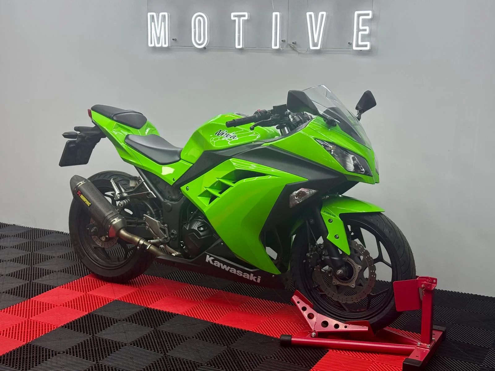 Kawasaki 300 l (2014) — foto 1