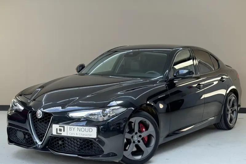 Alfa Romeo Giulia (2017)