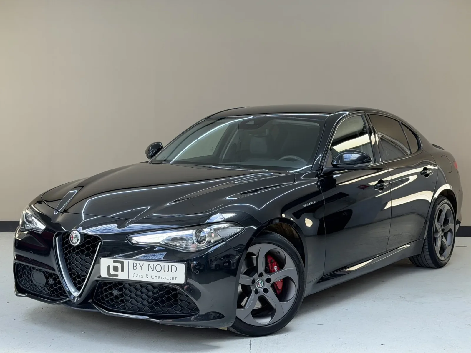 Alfa Romeo Giulia (2017) — foto 1