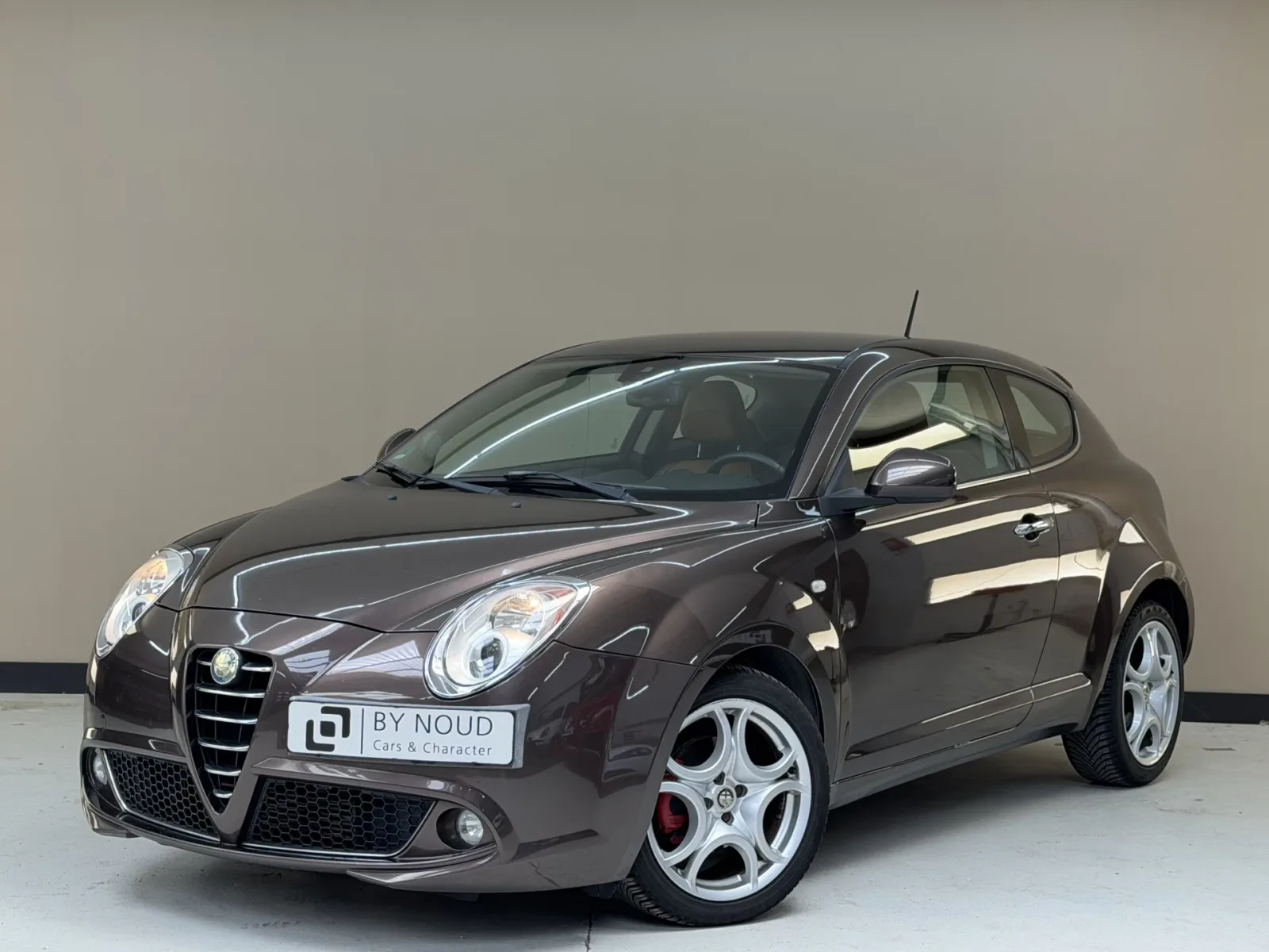 Alfa Romeo Mito (2012) — foto 1