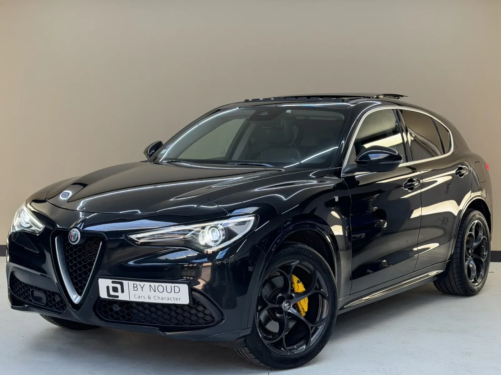 Alfa Romeo Stelvio (2020) — foto 1