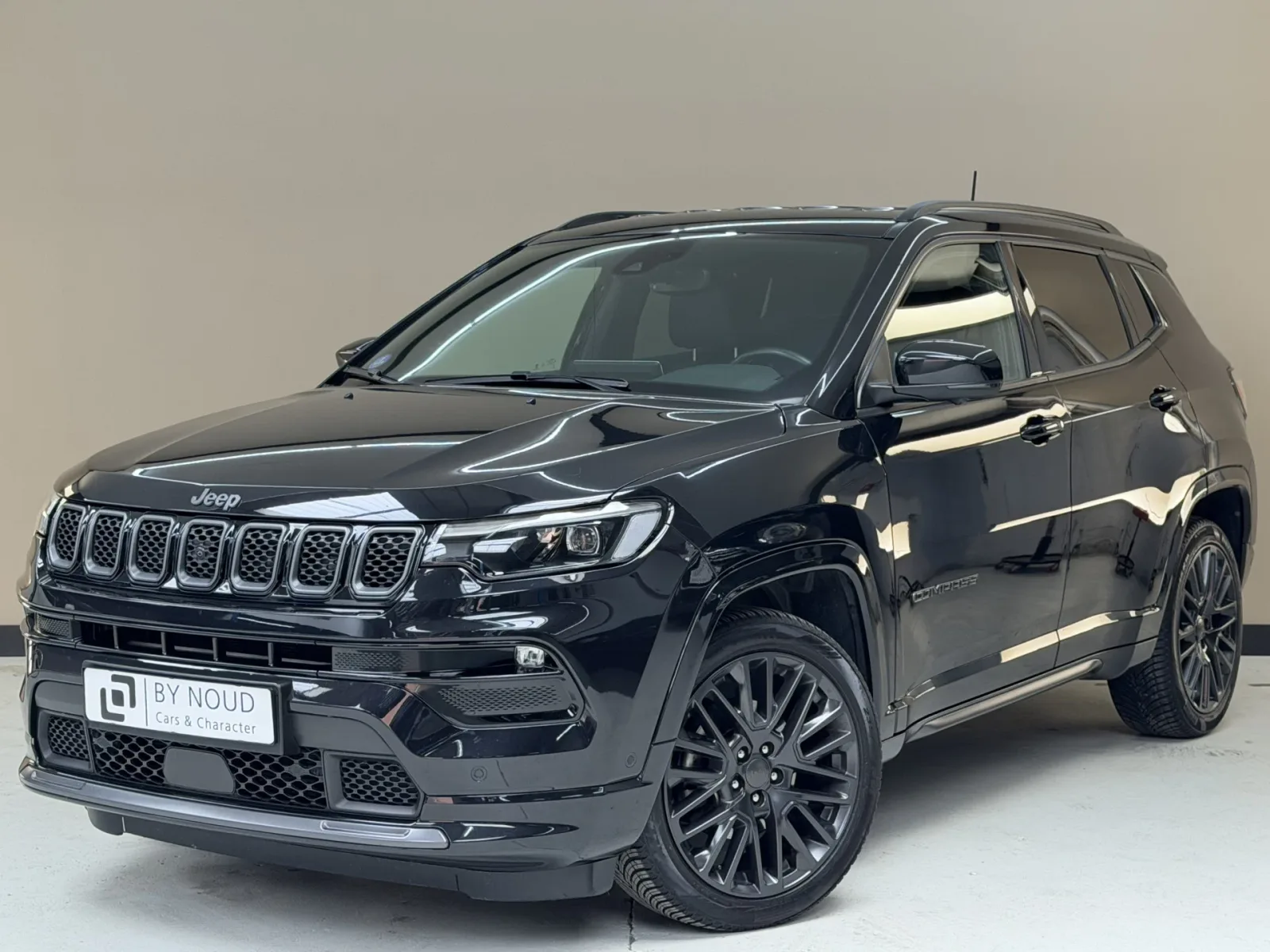 Jeep Compass (2021) — foto 1