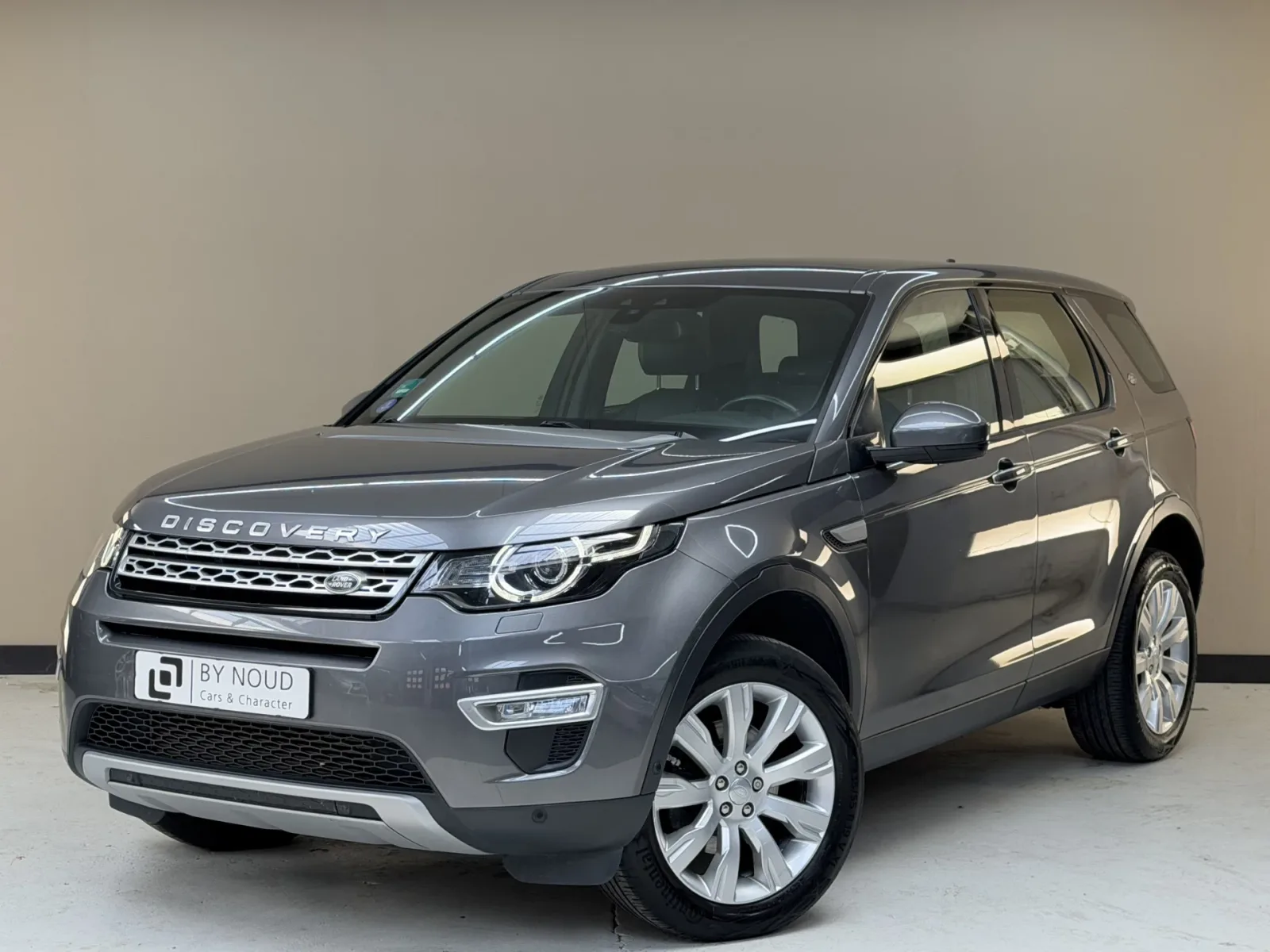 Land Rover Discovery Sport (2015) — foto 1