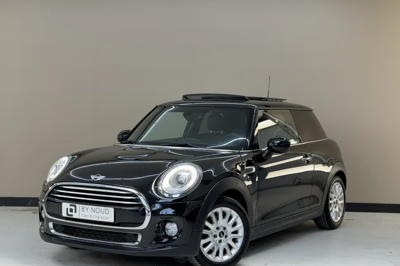 MINI Cooper (2015)