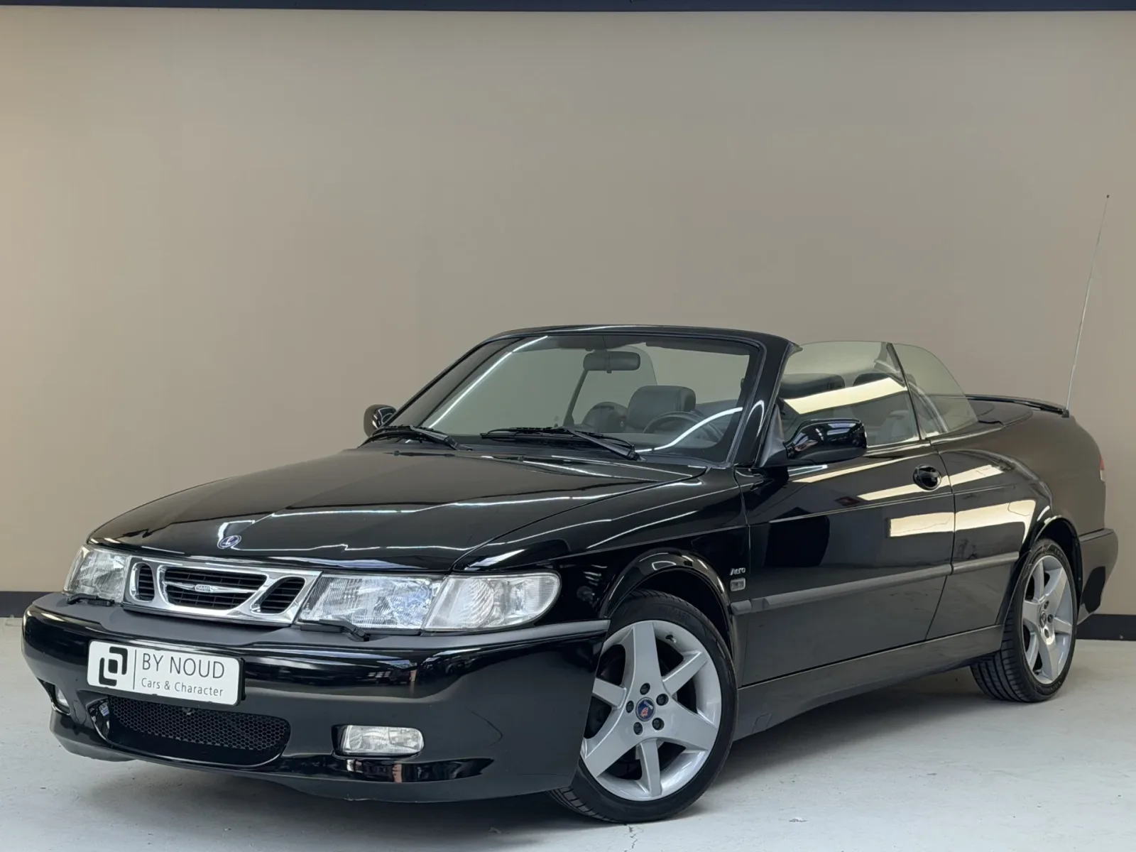Saab 9-3 (2002) — foto 1