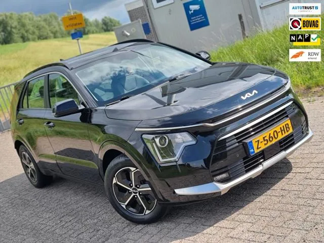 Kia Niro (2024) — foto 1