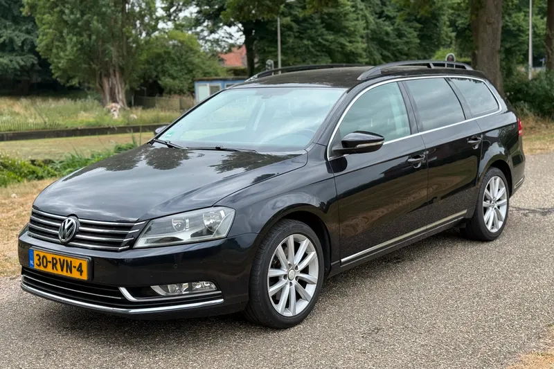Volkswagen Passat (2011)