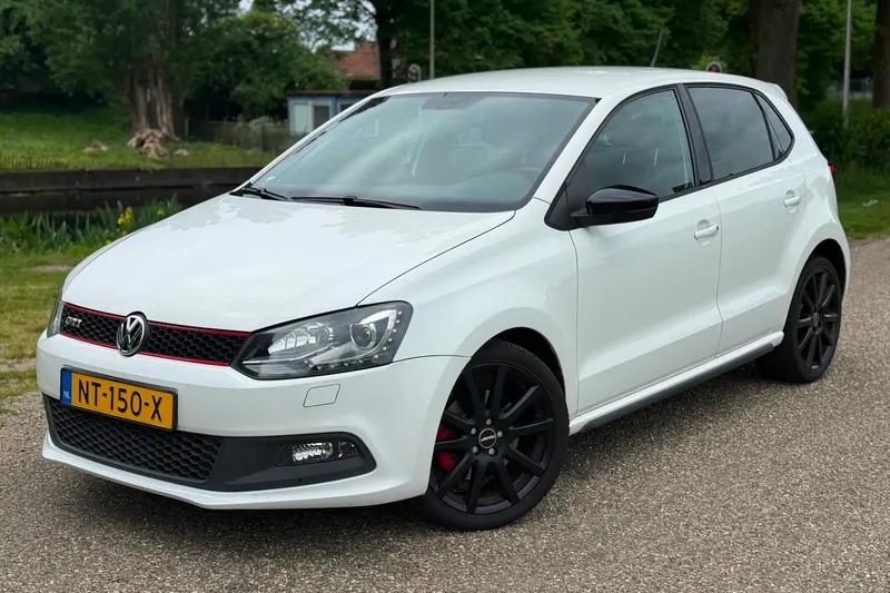 Volkswagen Polo (2012)